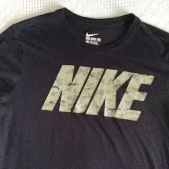 Nike Other - Nike athletic cut Dri-Fit t-shirt  Large